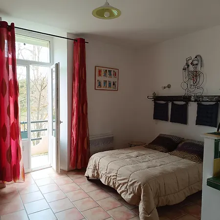 Libellule Apartment *